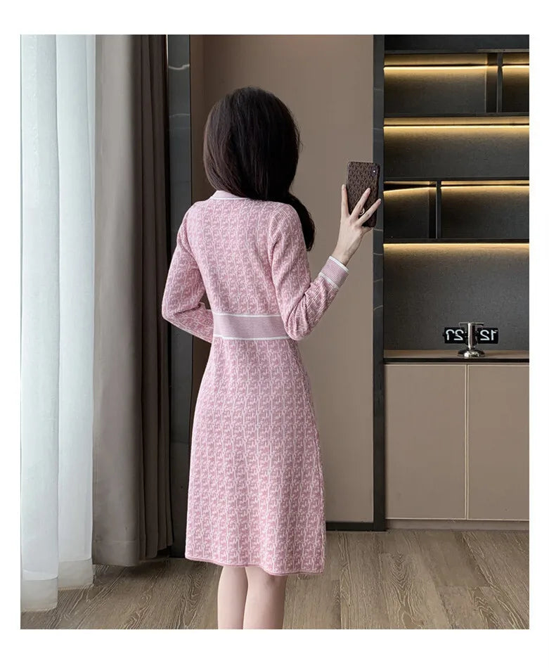 Women's Pink Autumn A-Line Knitted Long Sleeve Dress with Round Neck