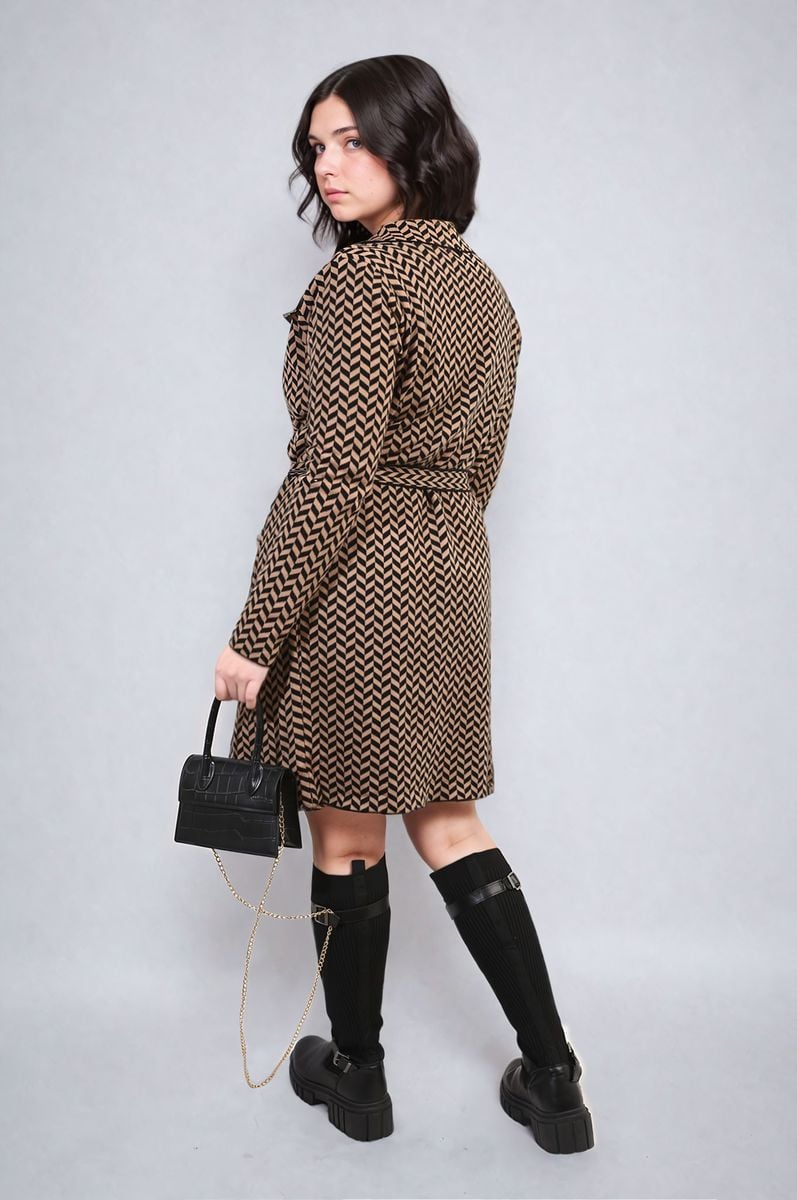 Women's Check Print Full Sleeve Notched Lapel Collar Neck Belted Coat