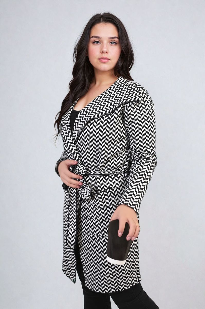 Women's Check Print Full Sleeve Notched Lapel Collar Neck Belted Coat