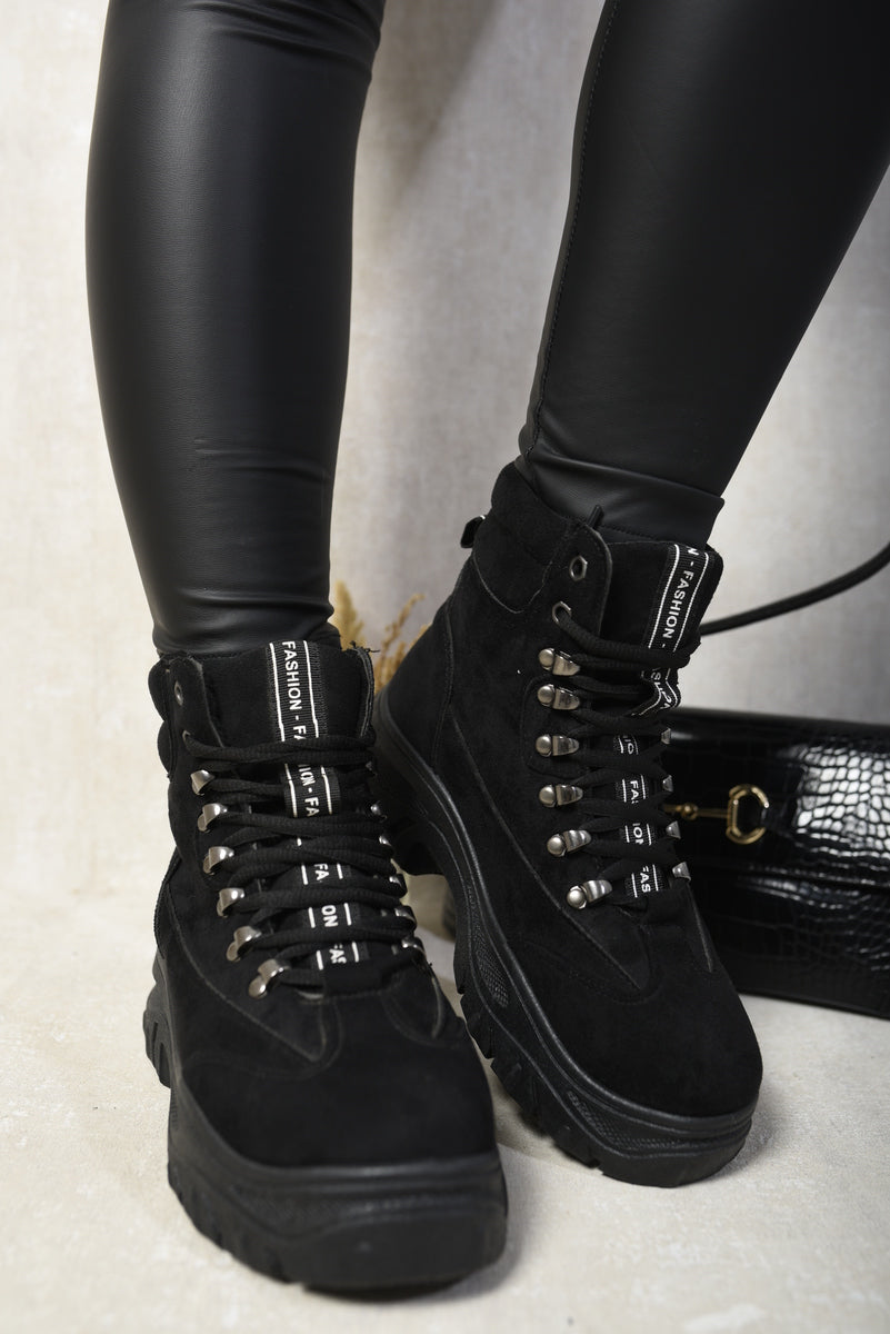 Women's Chunky Lace-Up Platform Ankle Boots