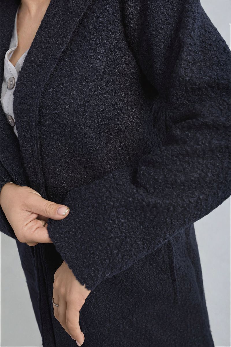 Women's Buttoned Textured Jacket with Front Pockets