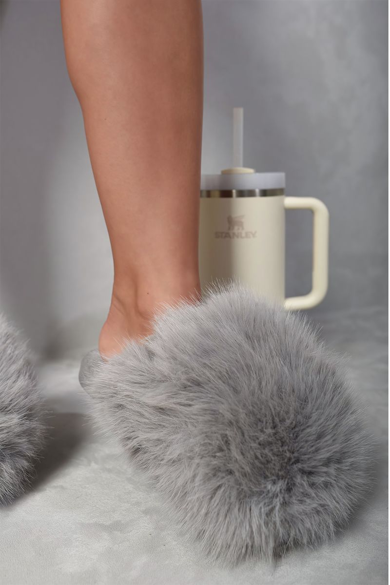 Women's Fluffy Faux Fur Winter Sandals