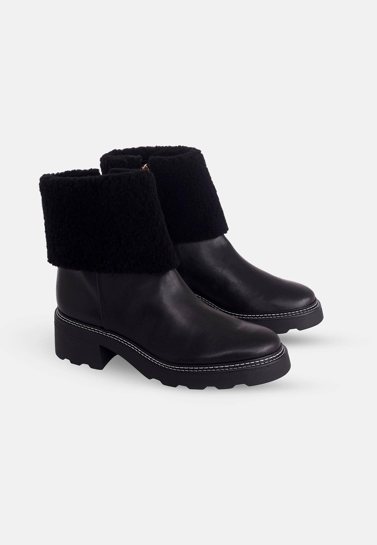 Black Ankle Boots with Stylish Shearling Detail